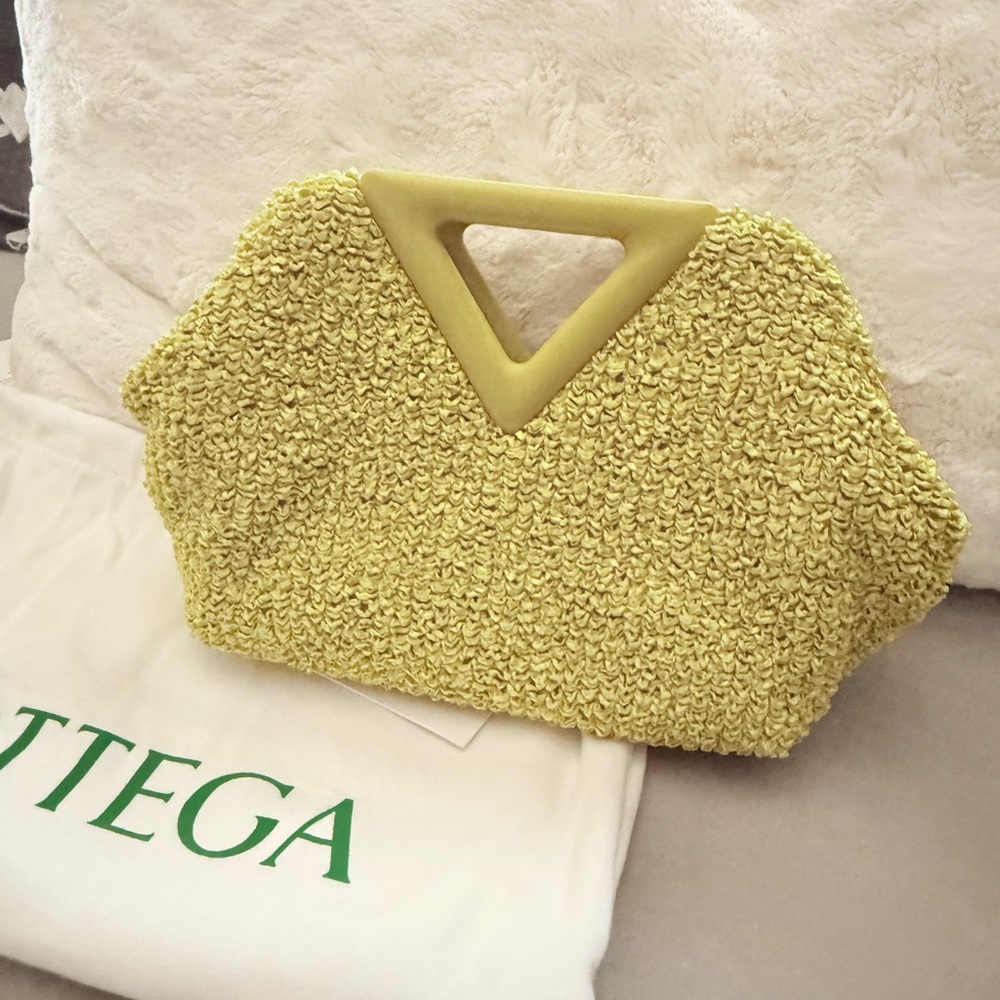 Bottega Veneta Curly Raffia Point Bag. Brand New.
